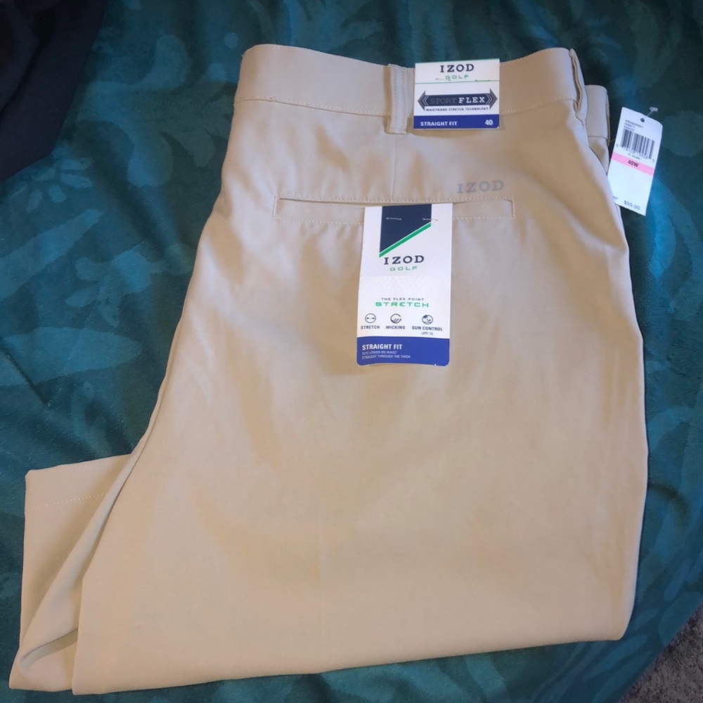Izod Golf khaki shorts